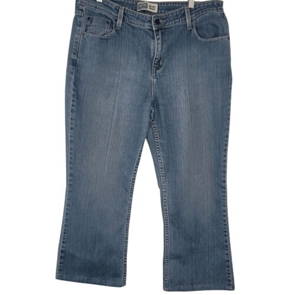 Levi's Signature Mid Rise Boot Cut‎ Blue Jeans